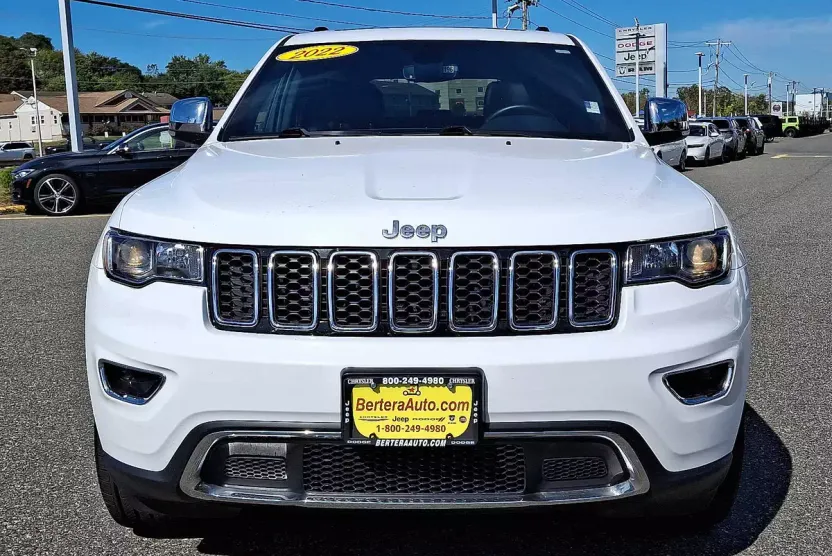 2022 Jeep Cherokee Limited photo 1