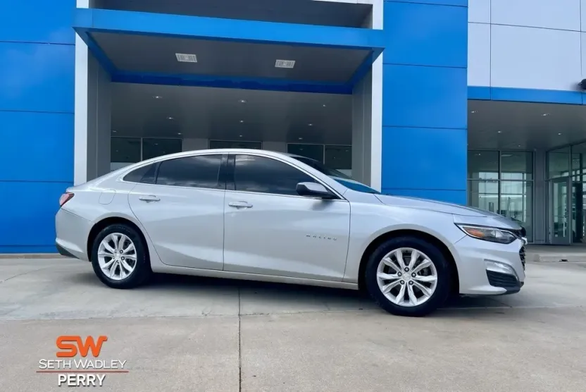 2020 Chevrolet Malibu 1LT photo 1