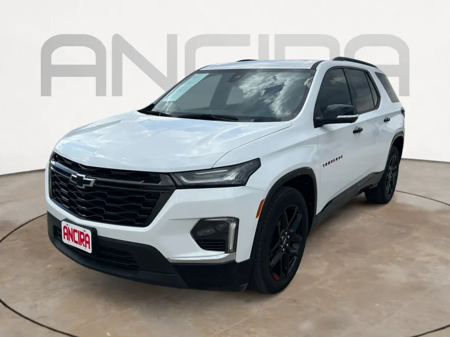 2023 Chevrolet Traverse Premier photo 1