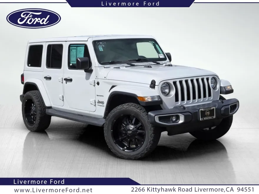 2020 Jeep Wrangler Unlimited Sahara photo 1