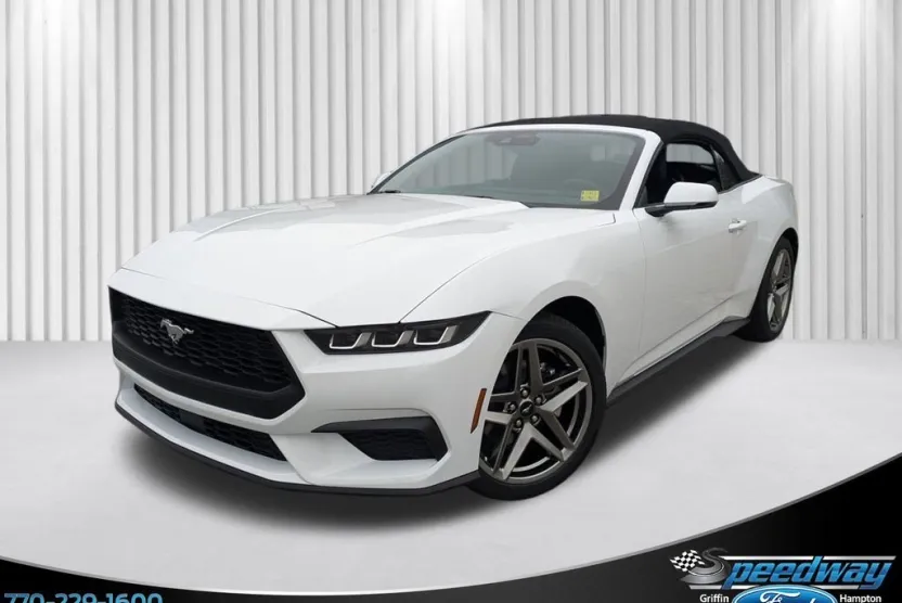 2025 Ford Mustang EcoBoost Premium photo 1