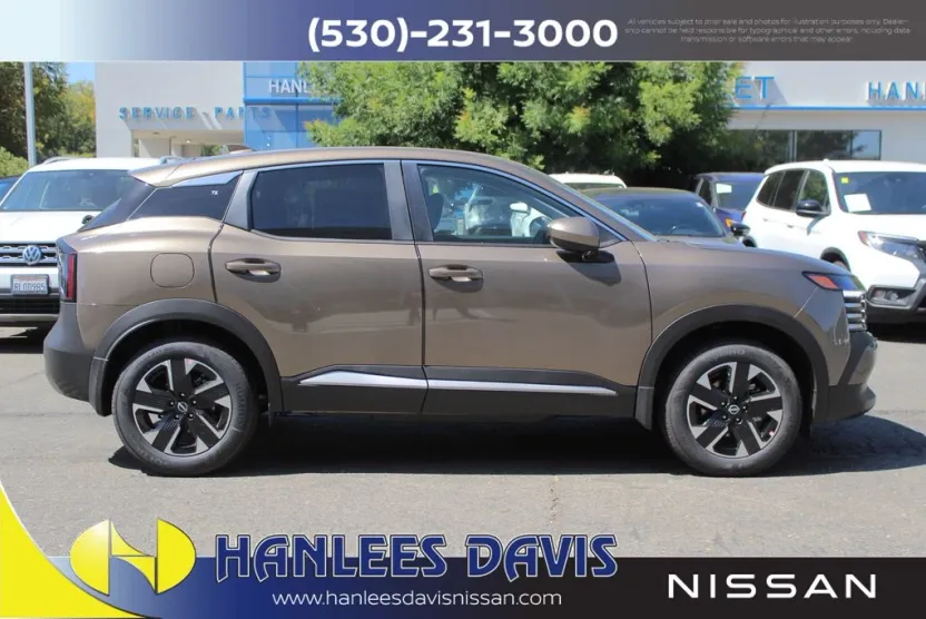 2025 Nissan Kicks SV photo 1