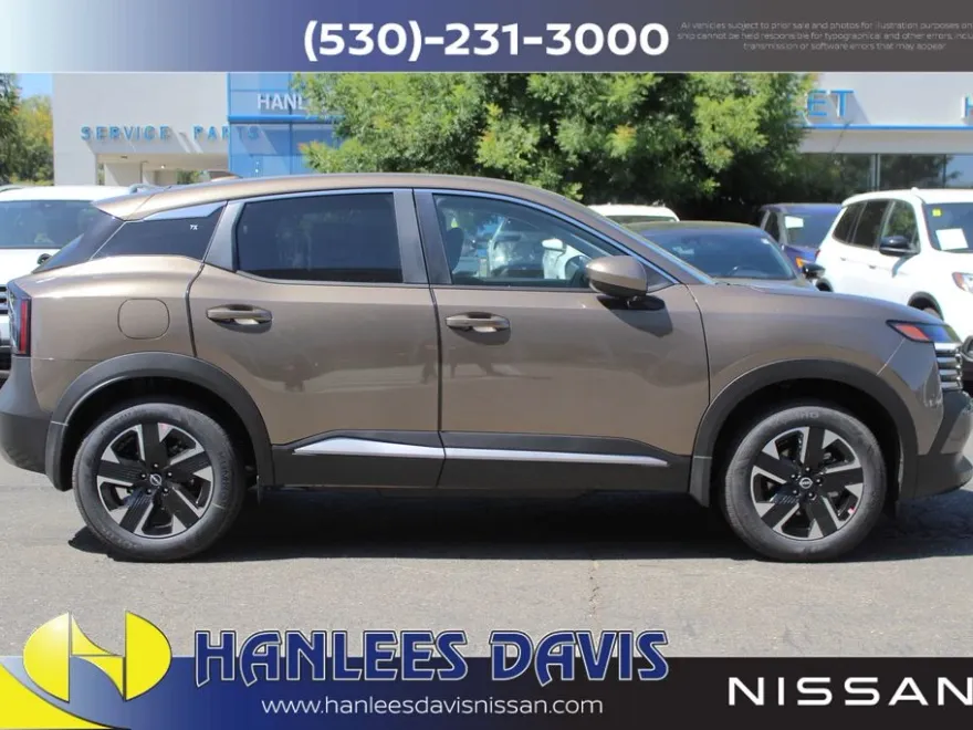 2025 Nissan Kicks SV photo 1