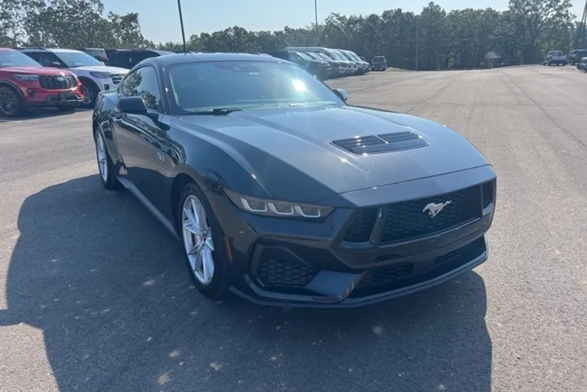 2024 Ford Mustang GT Premium photo 1