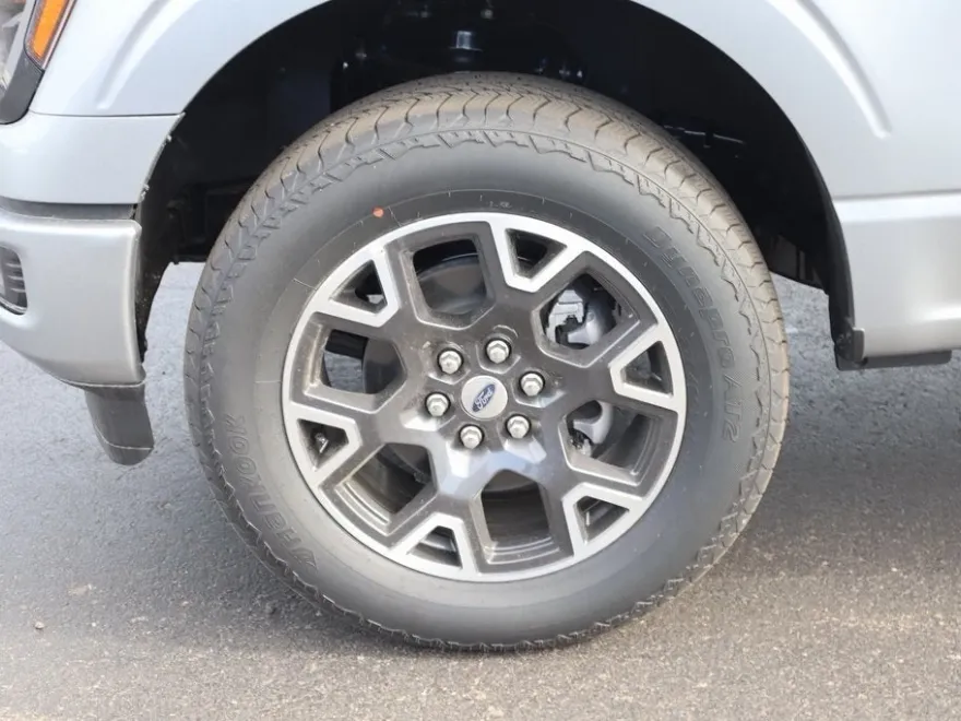 2025 Ford F-150 STX photo 15
