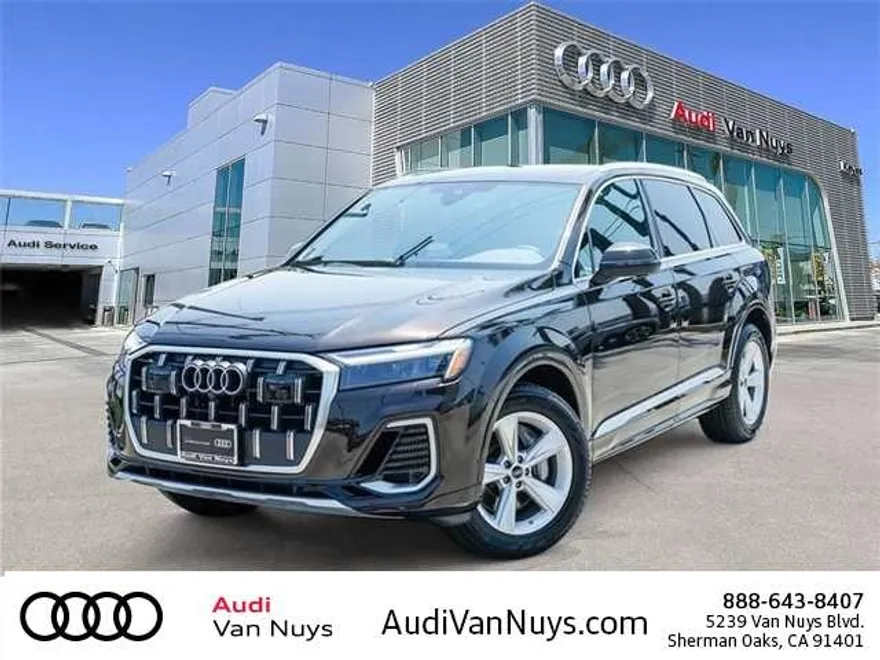 2025 Audi Q7 Premium photo 1