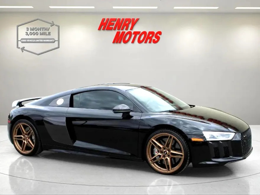 2018 Audi R8 Coupe V10 Plus Quattro photo 1