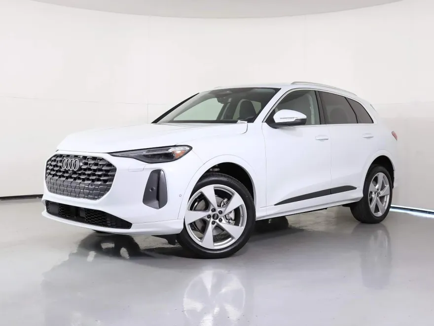 2025 Audi Q5 Premium Plus TFSI photo 1