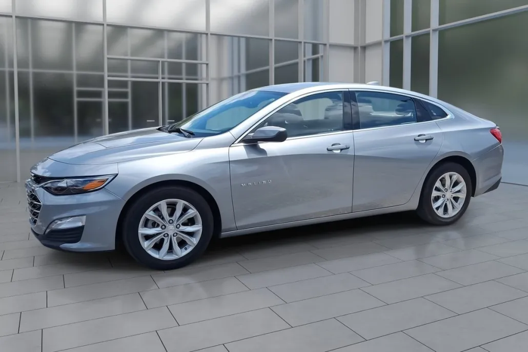 2024 Chevrolet Malibu 1LT photo 1