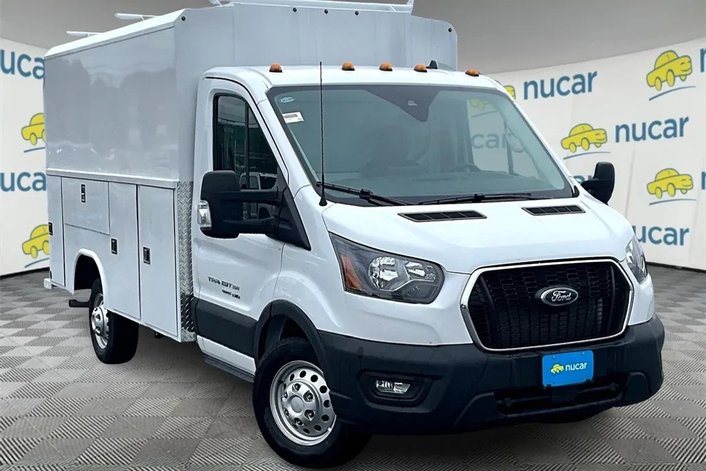 2025 Ford Transit photo 1