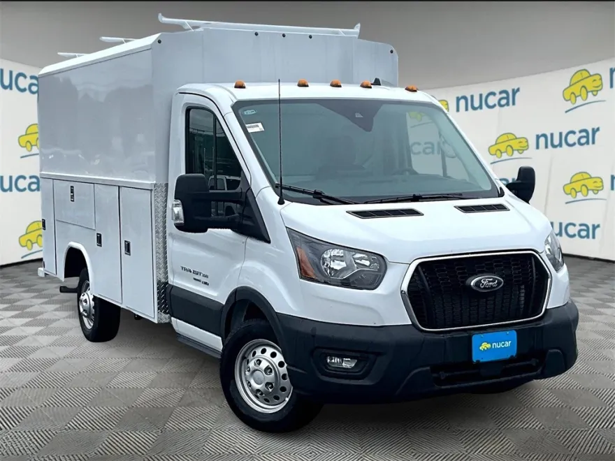 2025 Ford Transit photo 1