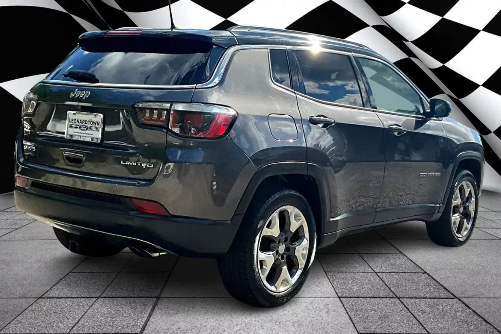 2018 Jeep Compass Limited photo 1