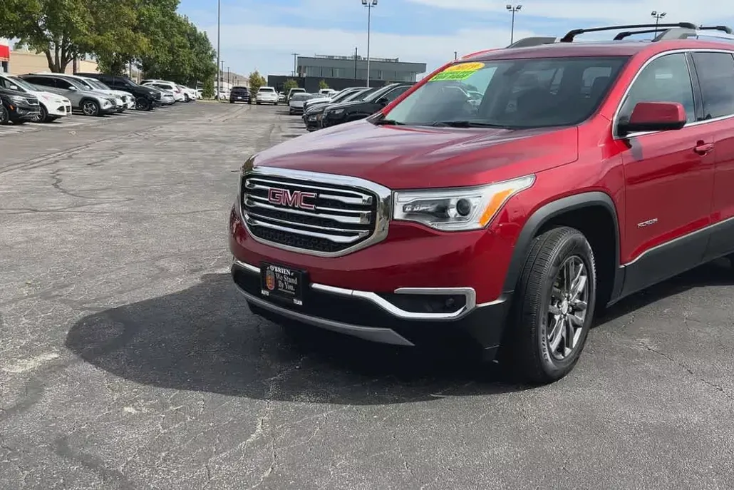 2019 Gmc Acadia SLT photo 1