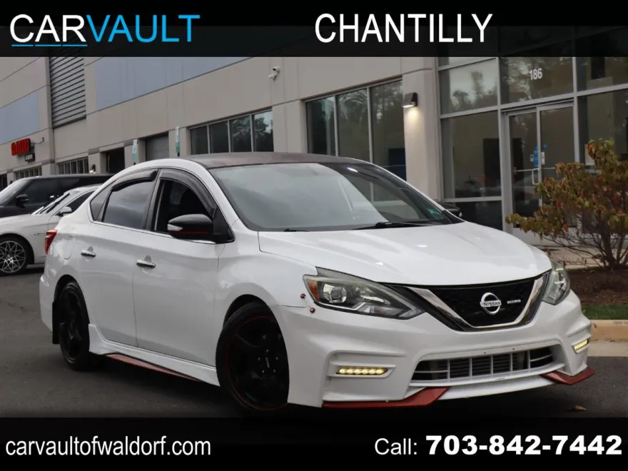 2017 Nissan Sentra Nismo photo 1