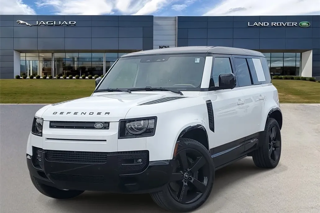 2025 Land Rover Defender 110 X-Dynamic SE photo 1