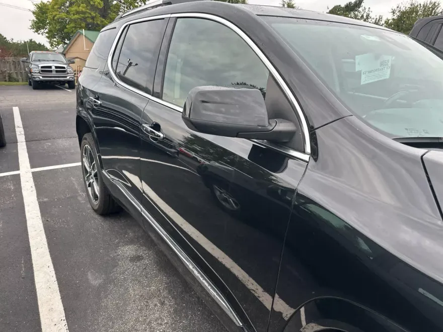 2019 Gmc Acadia Denali photo 1