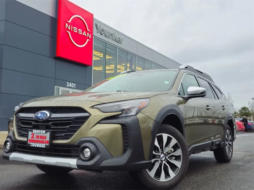 2024 Subaru Outback Touring photo 1