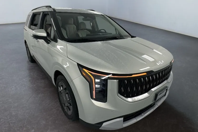 2026 Kia Carnival EX photo 1