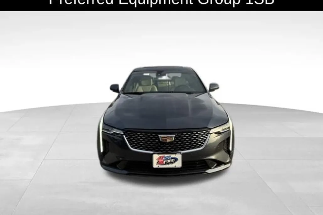 2021 Cadillac CT4 Luxury photo 1