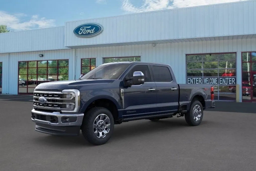 2025 Ford F-350 Lariat photo 1