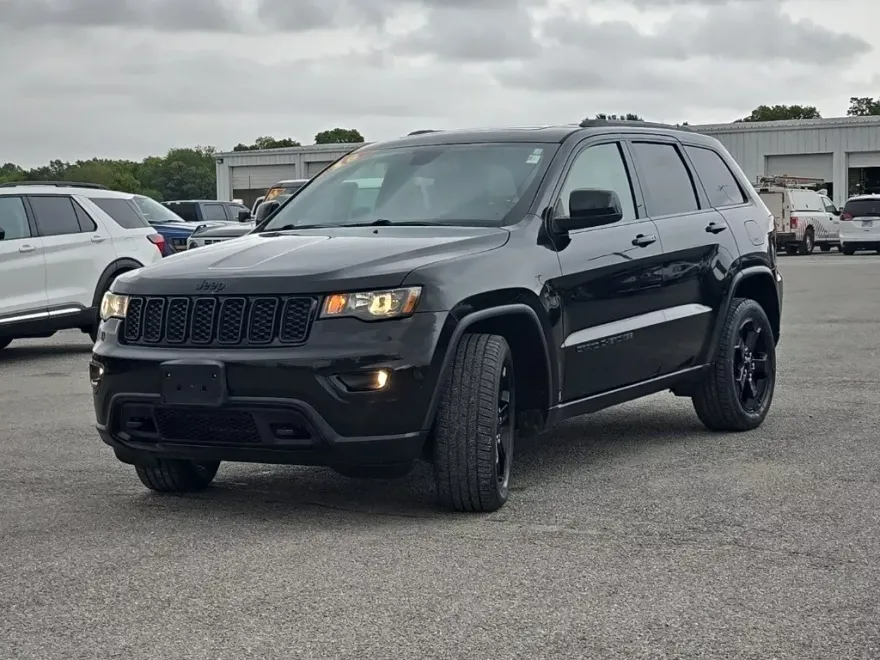 2018 Jeep Grand Cherokee Upland photo 1