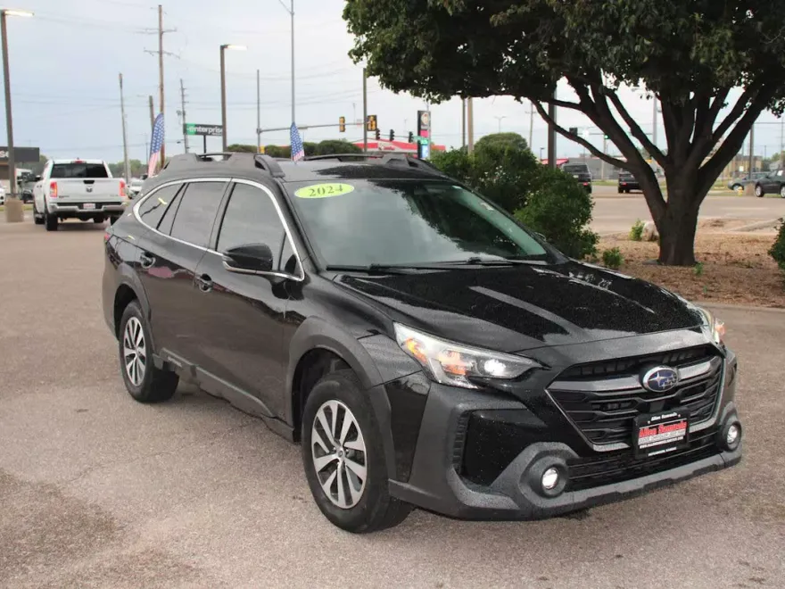2024 Subaru Outback Premium photo 1