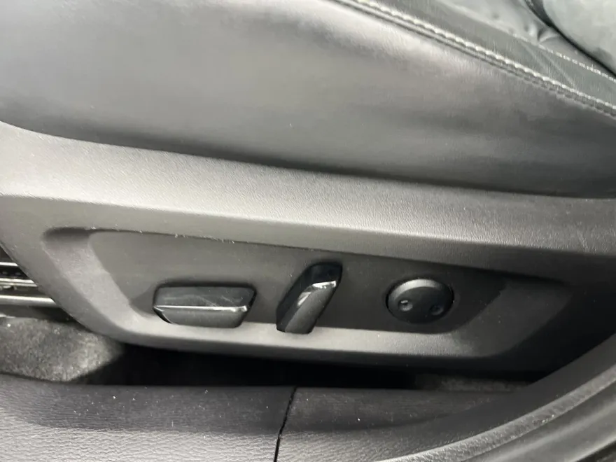 2022 Mitsubishi Outlander SE photo 1