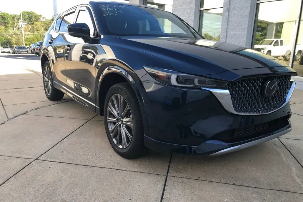 2025 Mazda CX-5 2.5 Turbo Signature photo 1