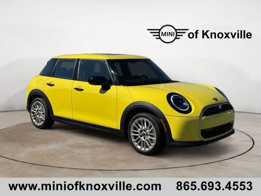 2025 Mini Cooper Signature photo 1