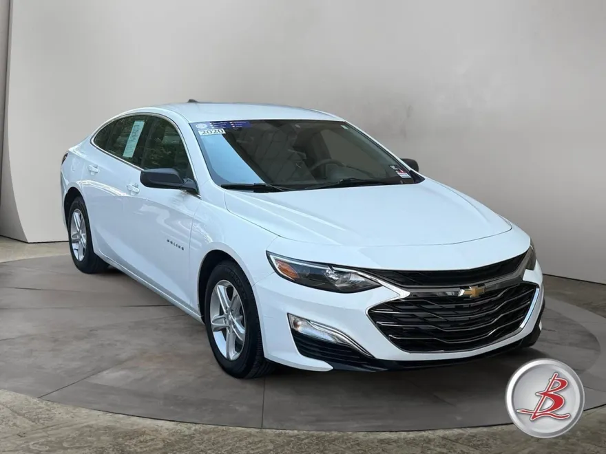 2022 Chevrolet Malibu RS photo 1