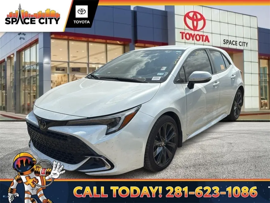 2024 Toyota Corolla XSE photo 1