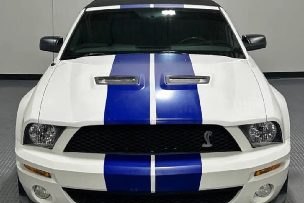 2007 Ford Mustang Shelby GT500 photo 1