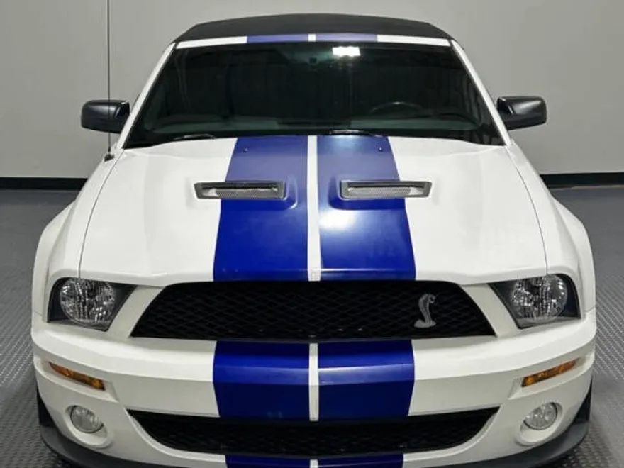 2007 Ford Mustang Shelby GT500 photo 1