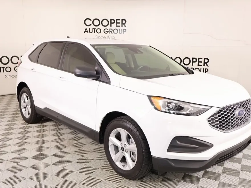 2024 Ford Edge SE photo 1