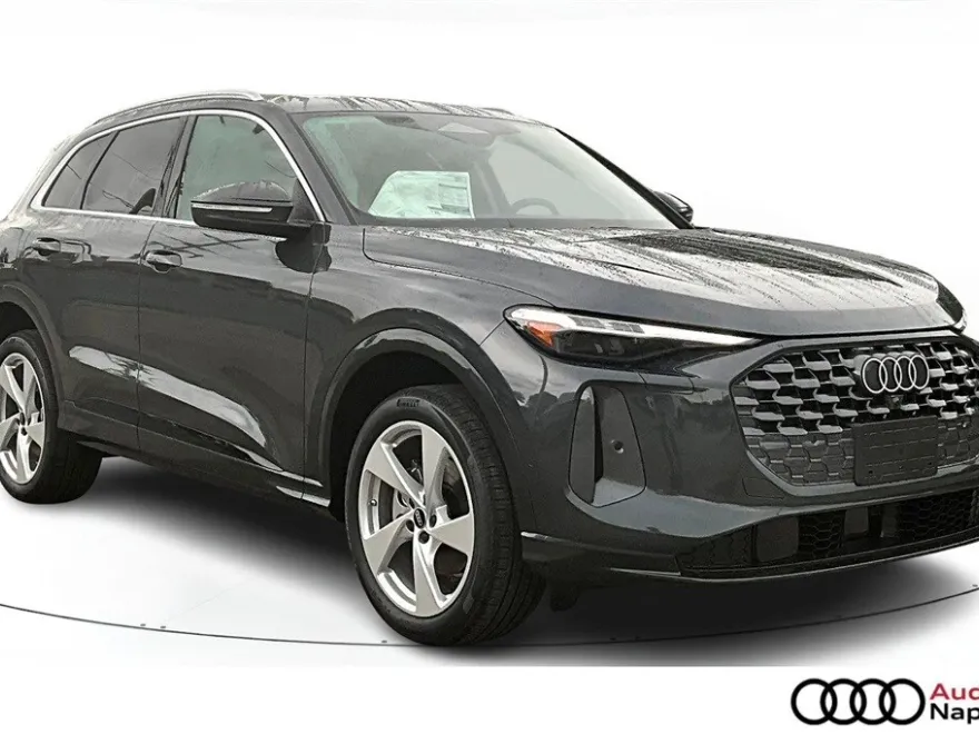 2025 Audi Q5 2.0T Premium Plus photo 1
