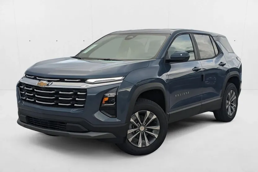 2026 Chevrolet Equinox LT photo 1