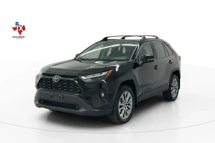 2022 Toyota RAV4 XLE Premium Sport photo 1