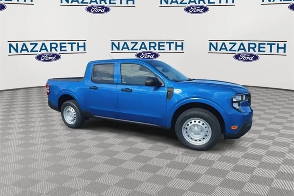 2025 Ford Maverick XL photo 1