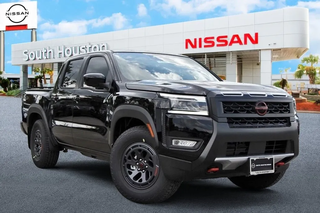 2025 Nissan Frontier PRO-X photo 1