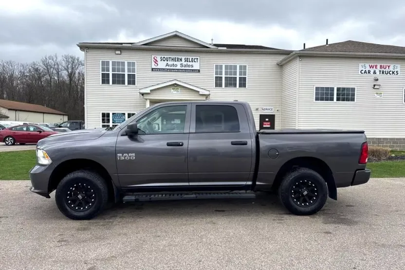 2017 Ram 1500 ST photo 1