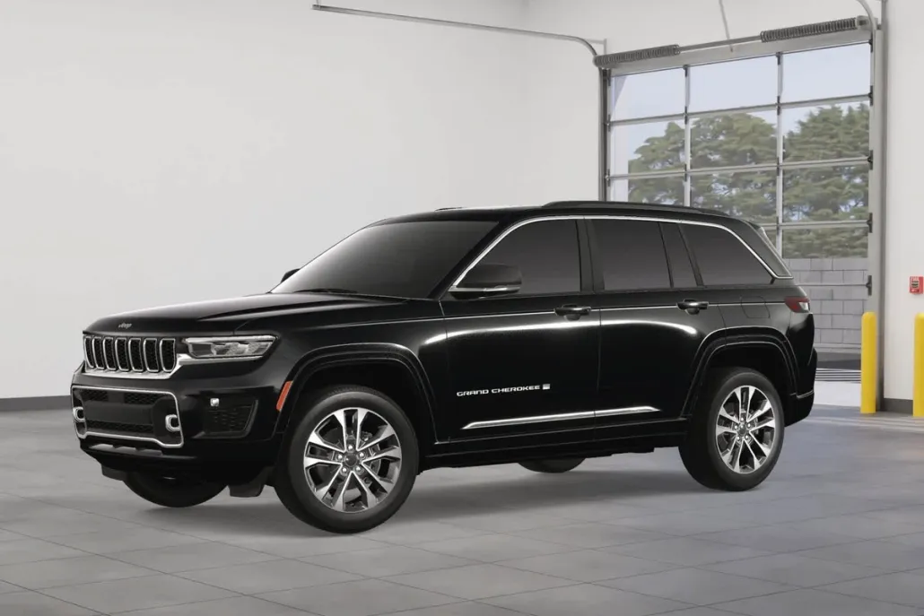2025 Jeep Grand Cherokee Overland photo 1