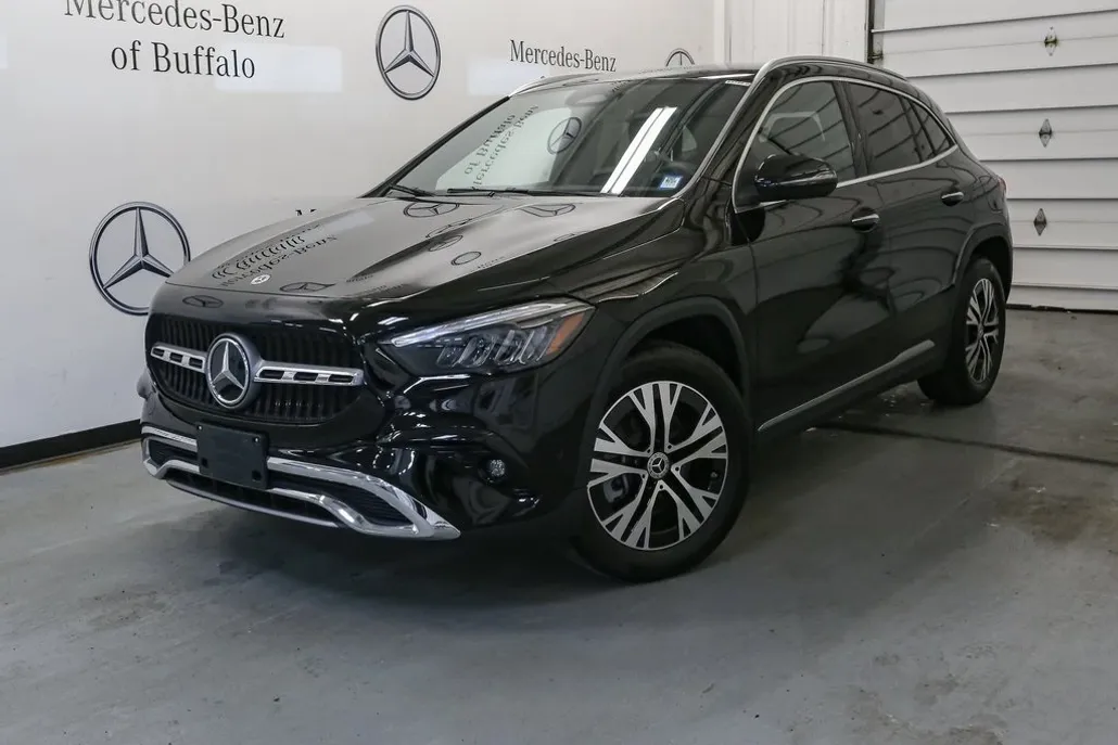 2025 Mercedes Benz GLA 250 4MATIC photo 1
