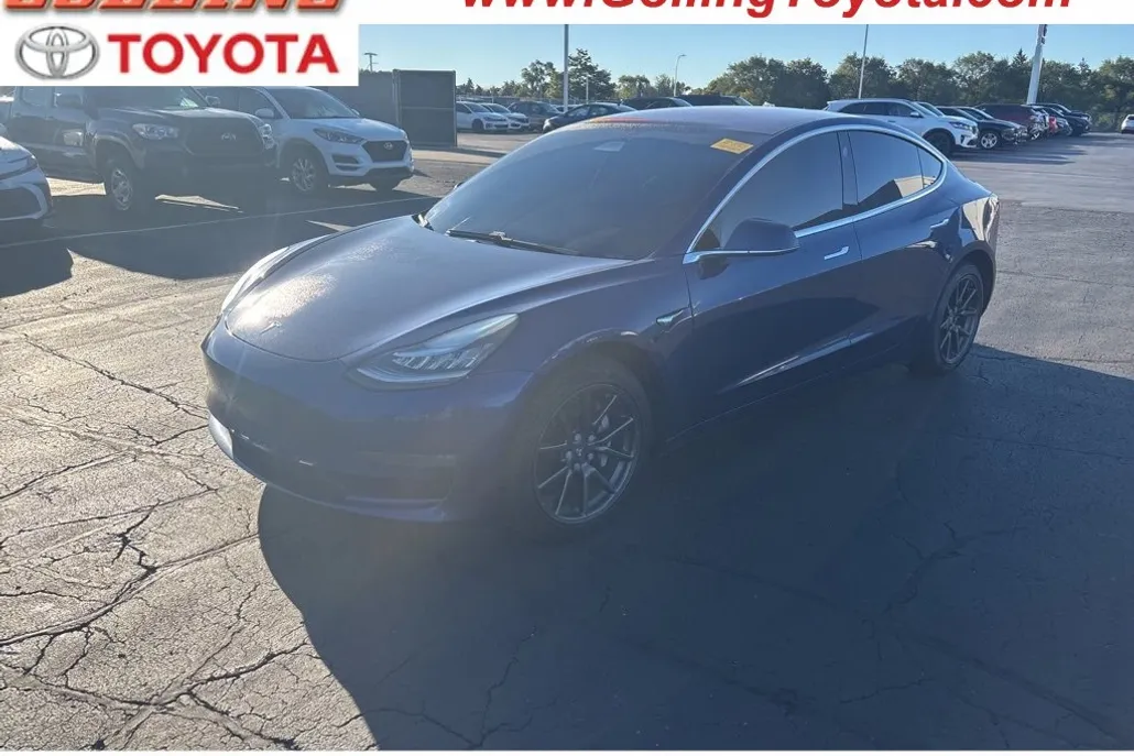 2018 Tesla Model 3 Long Range photo 1