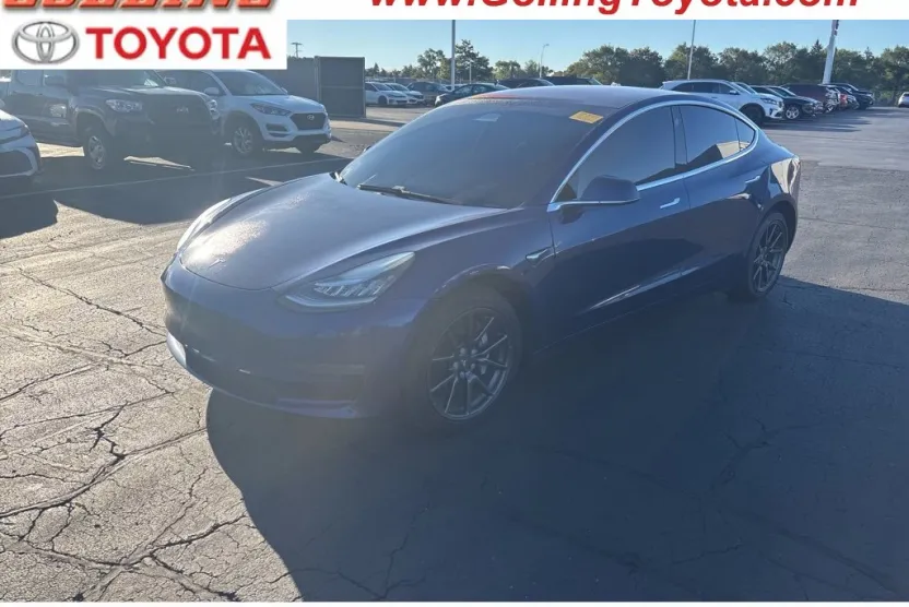 2018 Tesla Model 3 Long Range photo 1