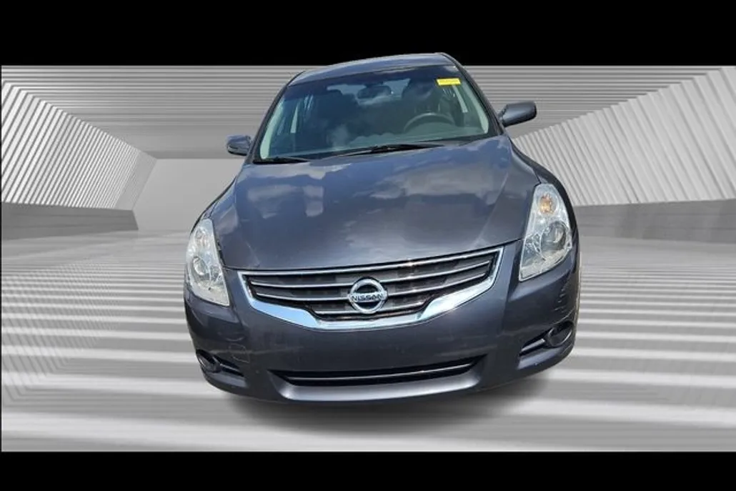 2012 Nissan Altima 2.5 S photo 1