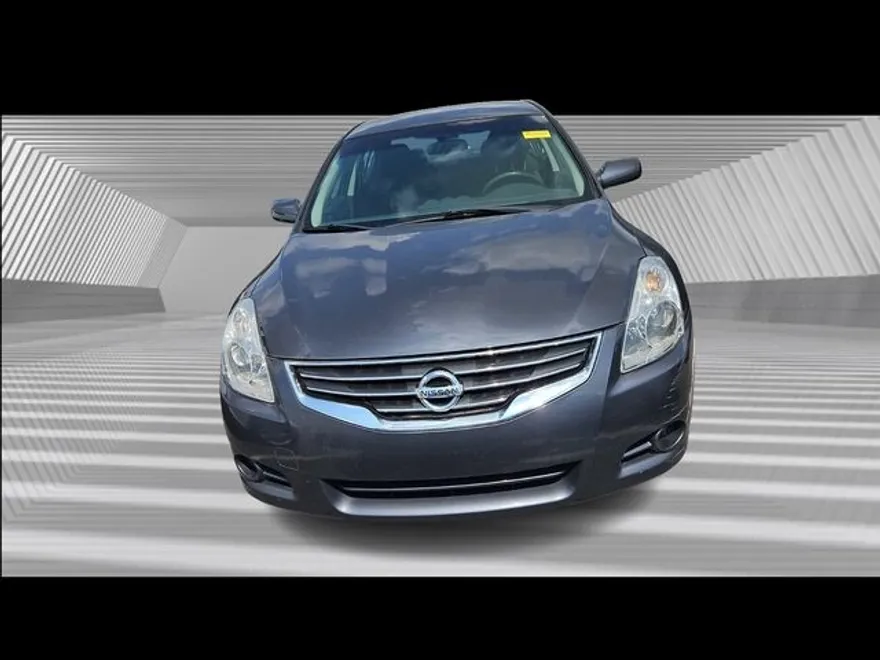 2012 Nissan Altima 2.5 S photo 1