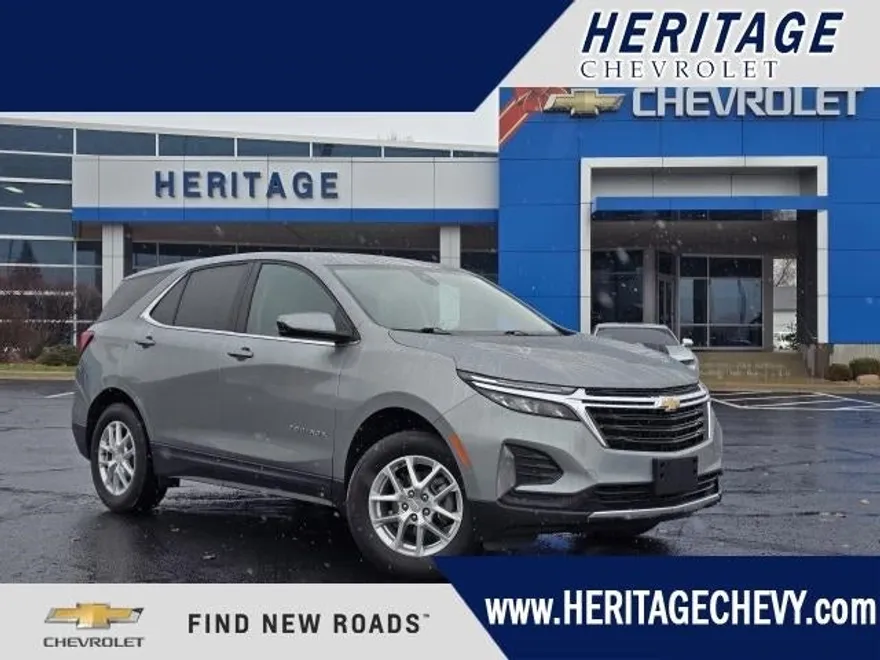 2023 Chevrolet Equinox LT photo 1