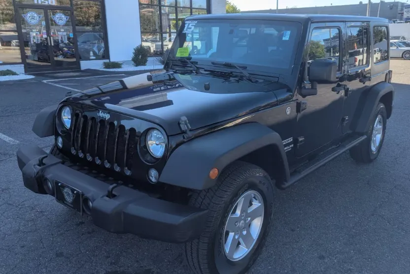 2015 Jeep Wrangler Unlimited Sport photo 1