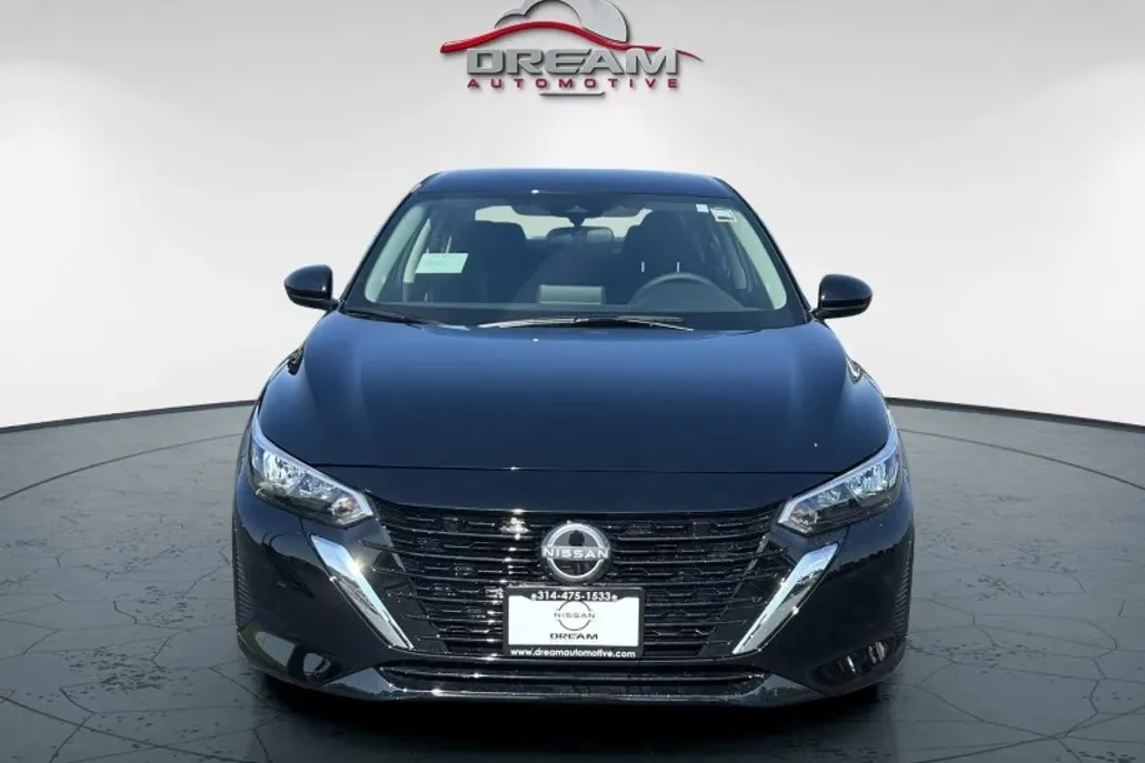 2025 Nissan Sentra SV photo 1