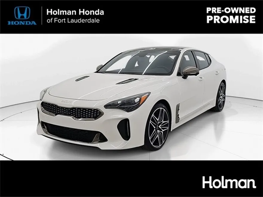 2022 Kia Stinger GT2 photo 1